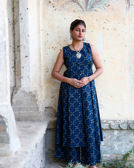 embroidered kurta pant set