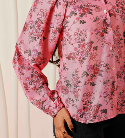 Women Relaxed Pink Floral Printed Casual Shirt