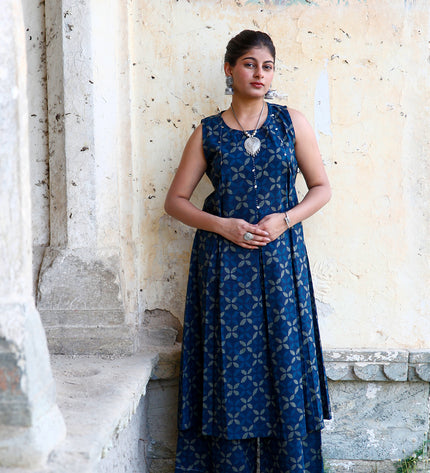 embroidered kurta pant set​


