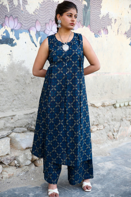 kurta sets with pants​

