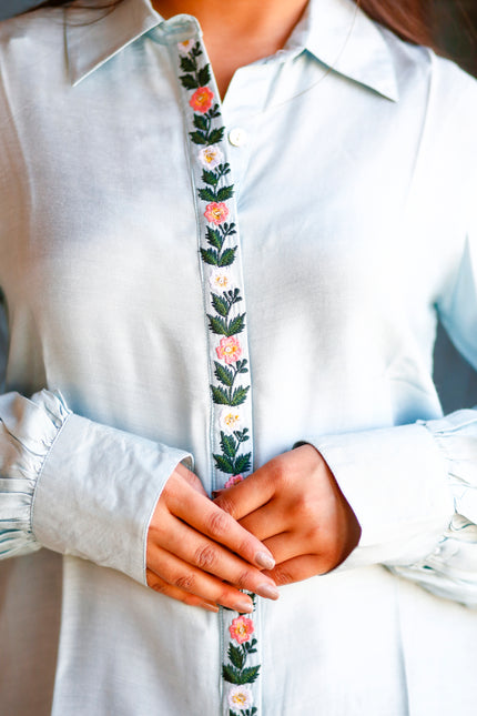 
royal blue shirt women
