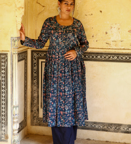 kashmiri kurta for women​