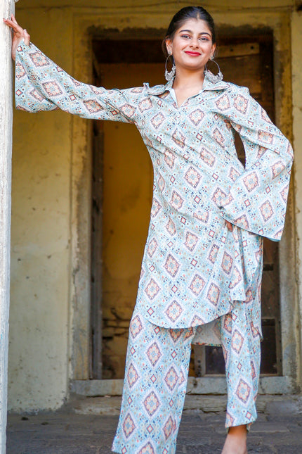 straight pant kurta set
