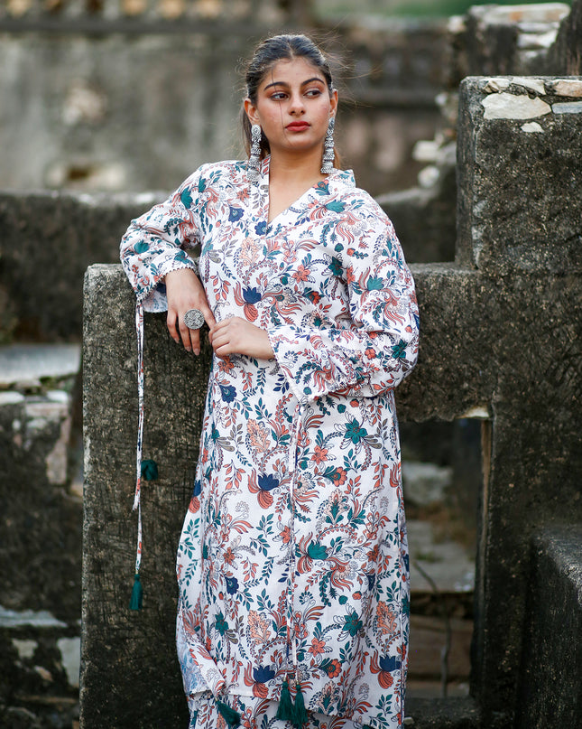 Modern kurta and slim-fit pant set for casual ethnic look"