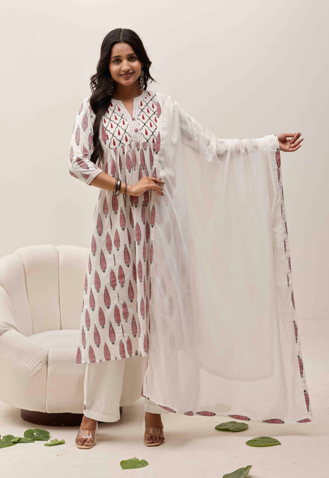 Off White Printed Kurta with Trousers With Dupatta