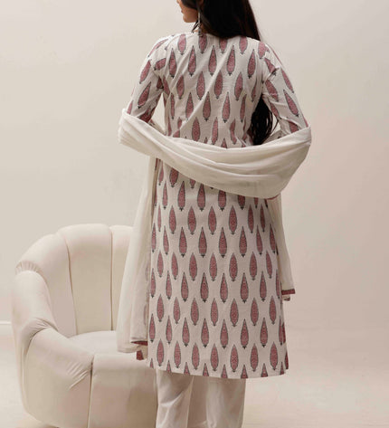 Off White Printed Kurta with Trousers With Dupatta