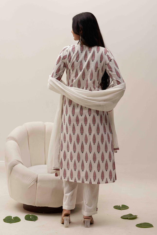 Off White Printed Kurta with Trousers With Dupatta