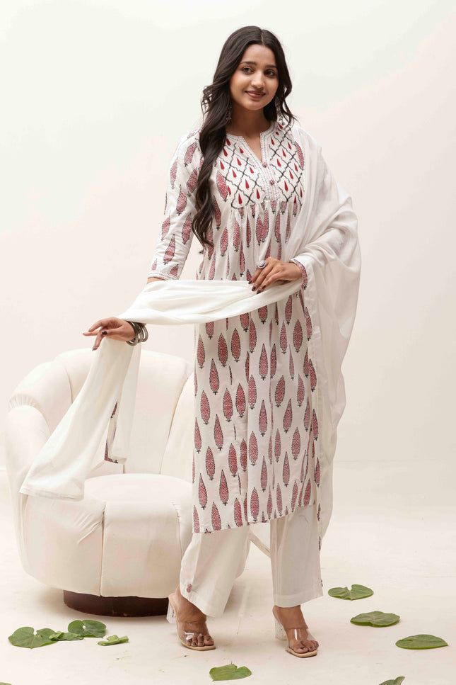 Off White Printed Kurta with Trousers With Dupatta